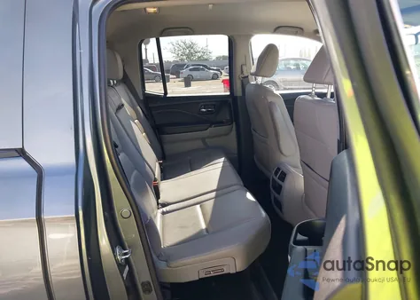 2017 Honda Ridgeline Rtl z USA, uszkodzony, nr VIN 5FPYK2F5XHB003133